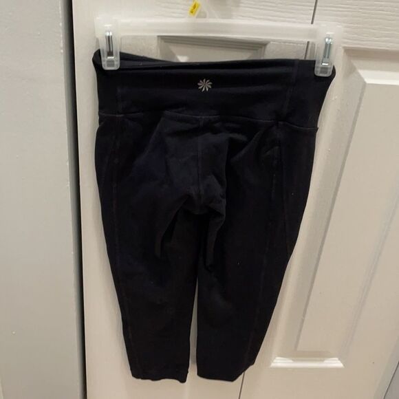 $ Athleta size XXSP crop length leggings - Picture 3 of 5
